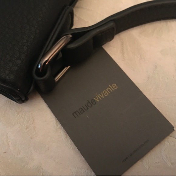 Maude Vivante Awesome 🤩 Grommetted Feather-light Bucket Bag - Picture 7 of 11